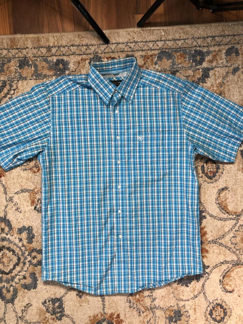 Ariat Pro Series Shirt Mens M Blue Plaid Short Sleeve Button Up Vented Casual
